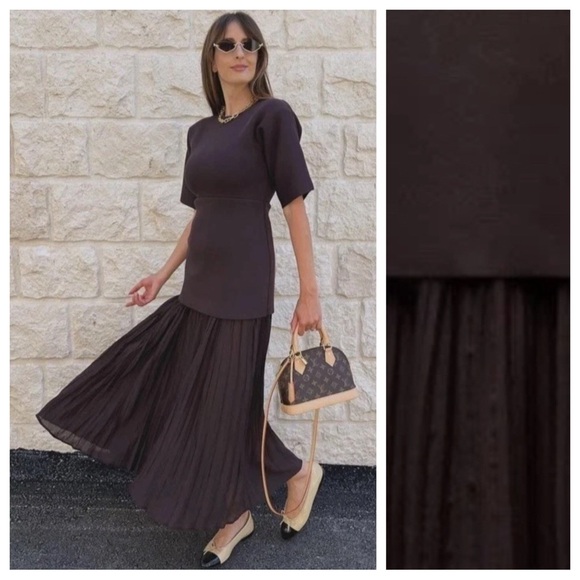 NWT. Zara Chocolate/Brown Pleated Combination Knit Midi Dress. Size M. - Picture 1 of 10